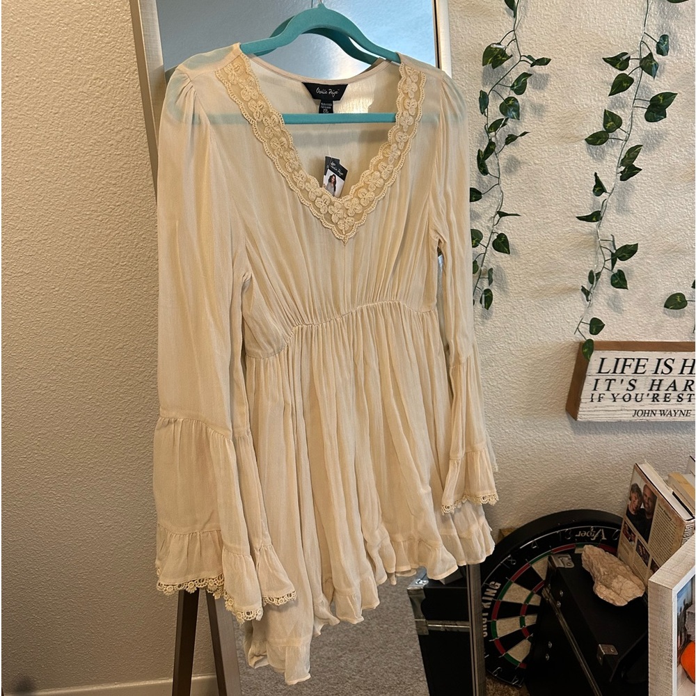 Charlie Paige Top